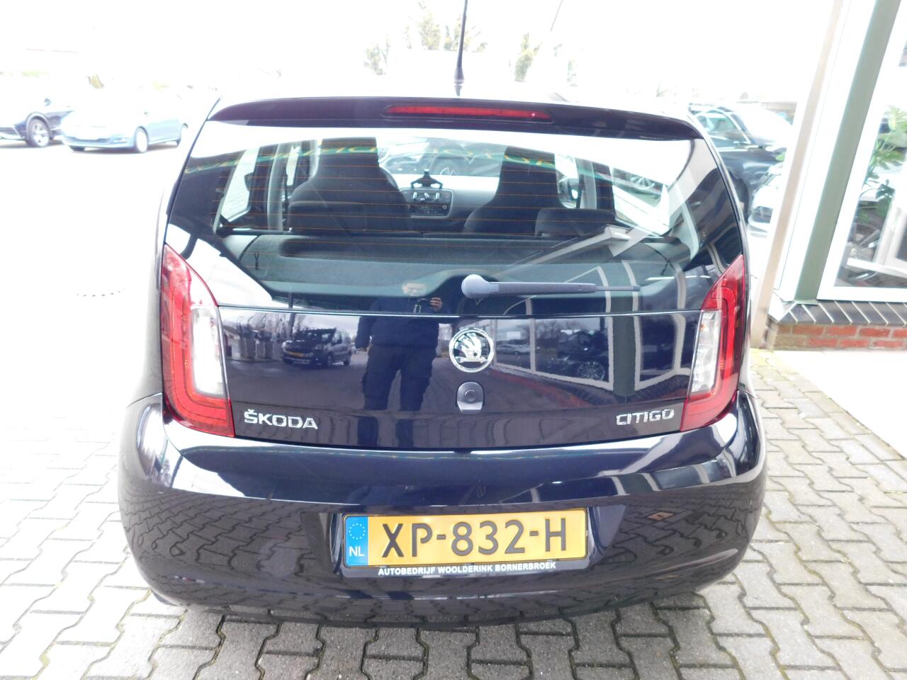 Skoda CITIGO 1.0 60PK AMBITION!! All-in Prijs! Cruise!