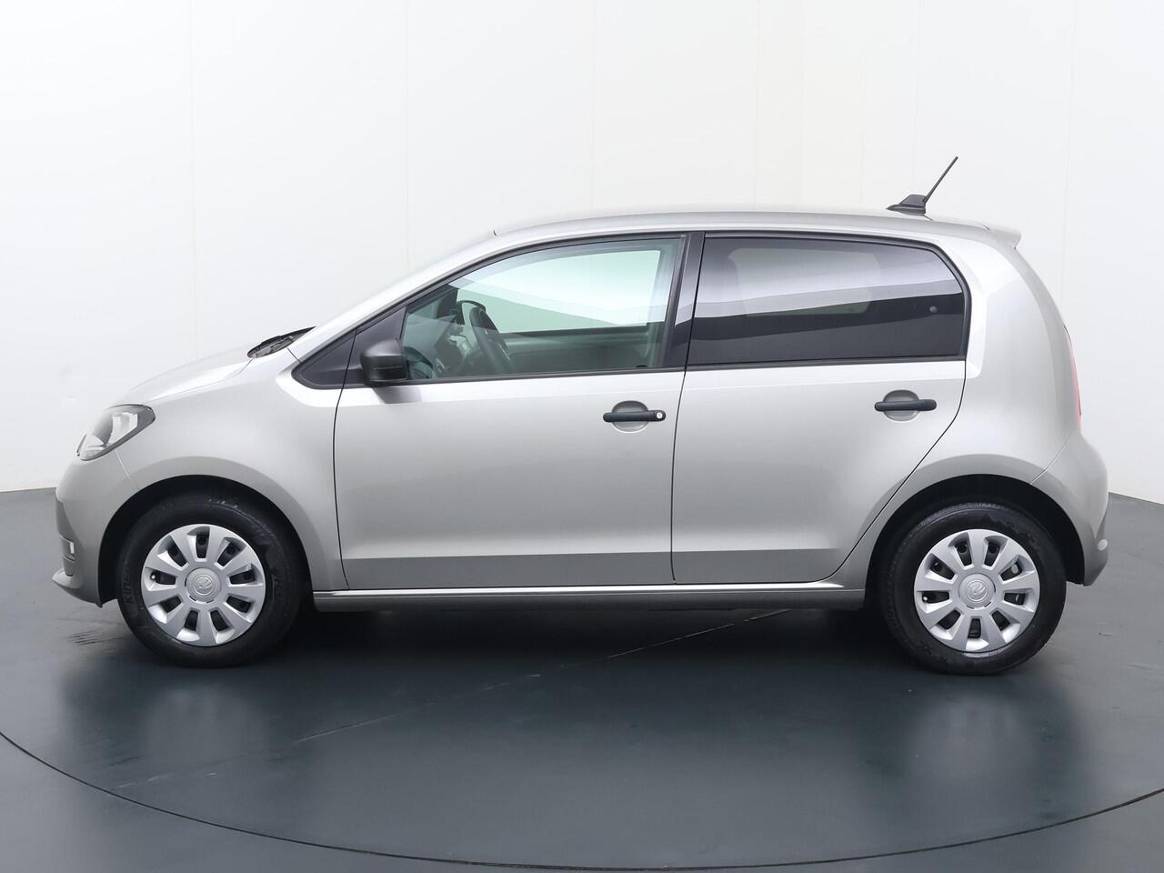 Skoda E-Citigo e-iV EV Ambition | 83 PK | SoH 87% | Voorstoelen verwarmd | Climate control | Parkeersensoren achter |