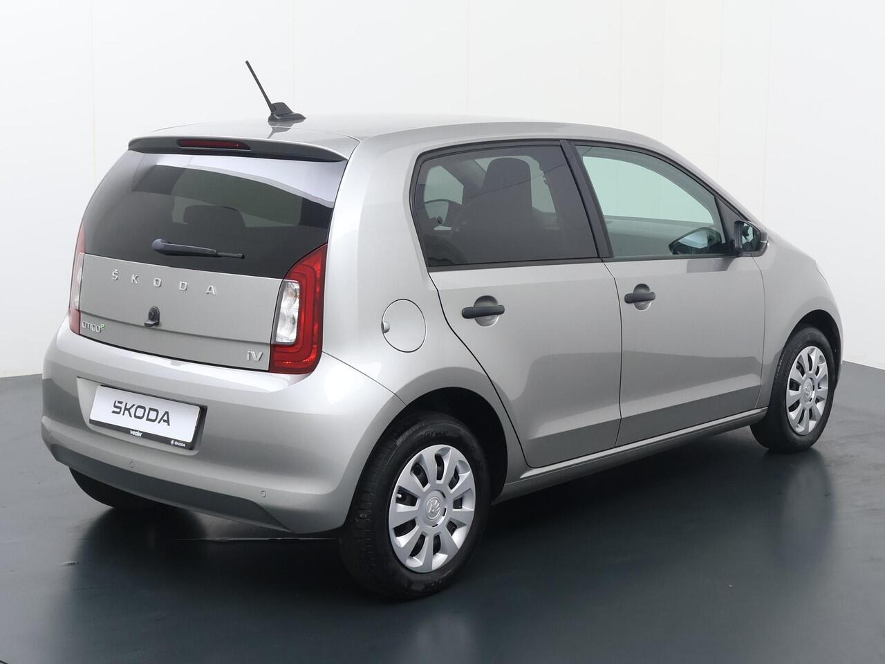 Skoda E-Citigo e-iV EV Ambition | 83 PK | SoH 87% | Voorstoelen verwarmd | Climate control | Parkeersensoren achter |