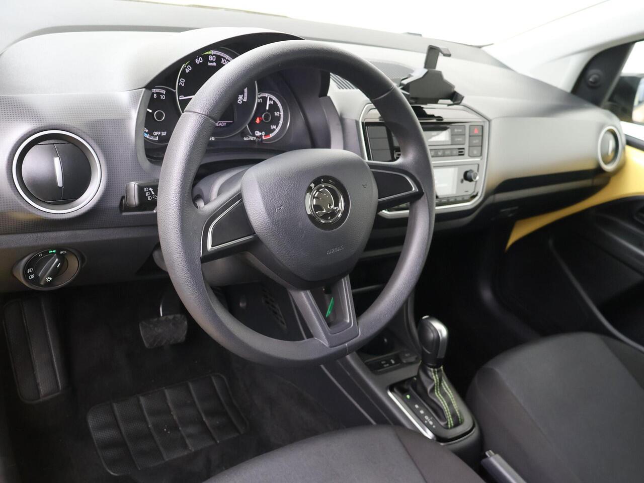 Skoda E-Citigo e-iV EV Ambition | 83 PK | SoH 87% | Climate control | Bluetooth | Verkeersbord detectie |