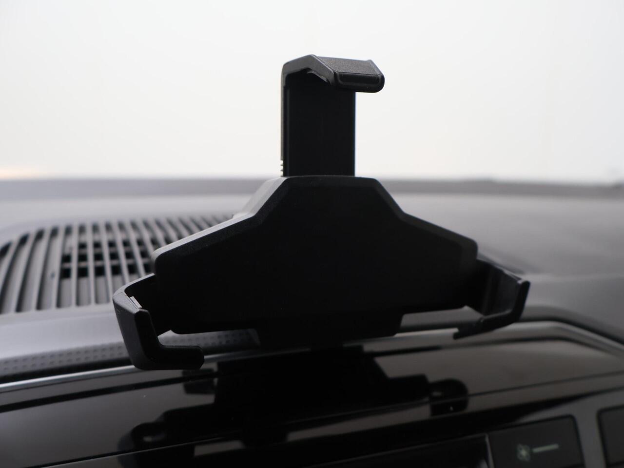 Skoda E-Citigo e-iV EV Ambition | 83 PK | SoH 87% | Climate control | Bluetooth | Verkeersbord detectie |