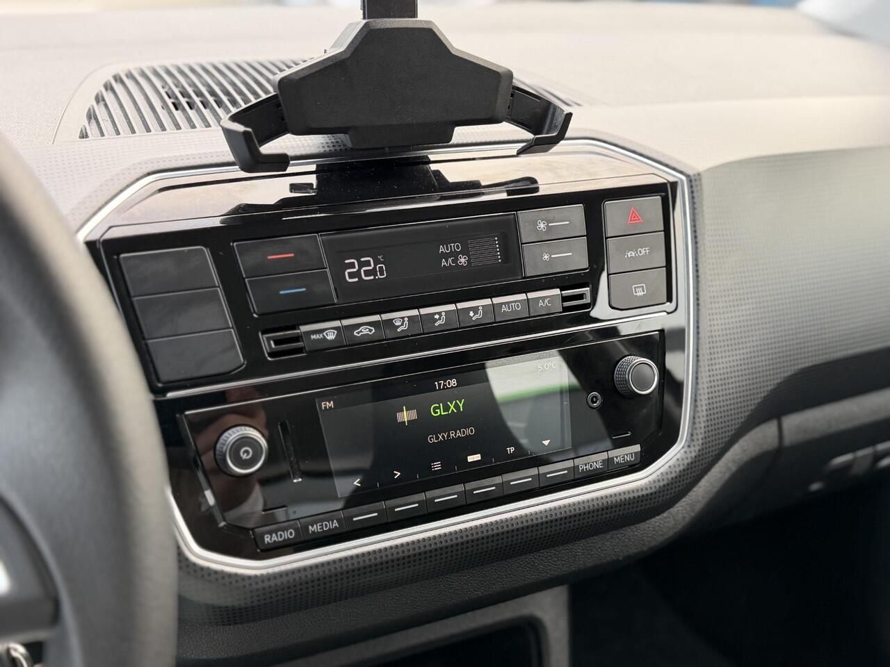 Skoda E-Citigo e-iV EV Ambition 83pk | SOH 90.15% | Automaat | Climatronic | Cruise control | Bluetooth