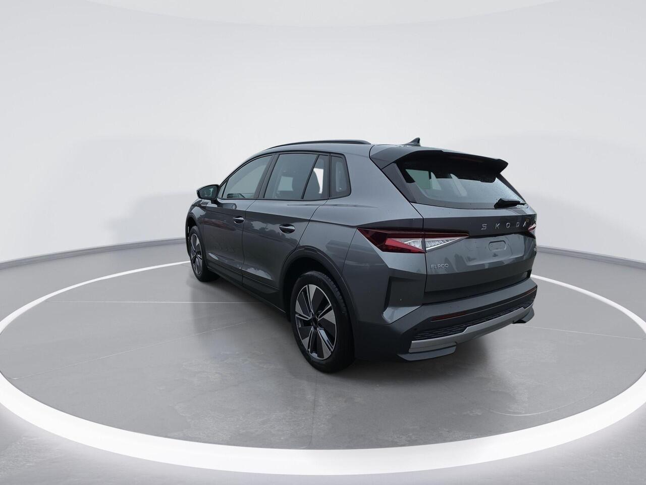 Skoda Elroq Selection Elektromotor 150 kW / 204 PK SUV Elektri | Metallic Lak | 19'' Lichtmetalen Velgen | 1500,- inruilvoordeel!