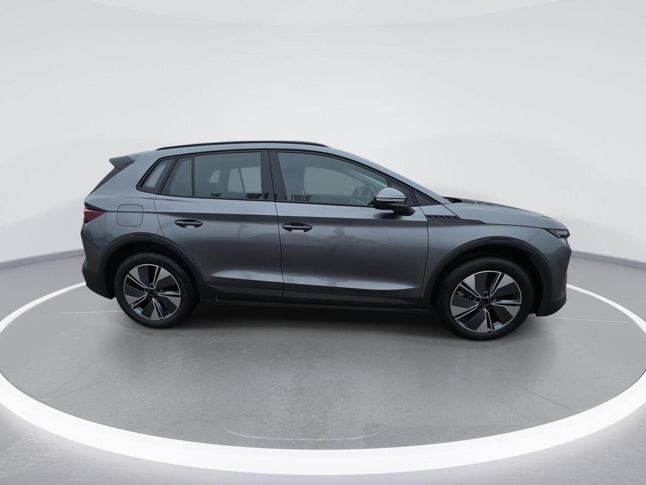 Skoda Elroq Selection Elektromotor 150 kW / 204 PK SUV Elektri | Metallic Lak | 19'' Lichtmetalen Velgen | 1500,- inruilvoordeel!