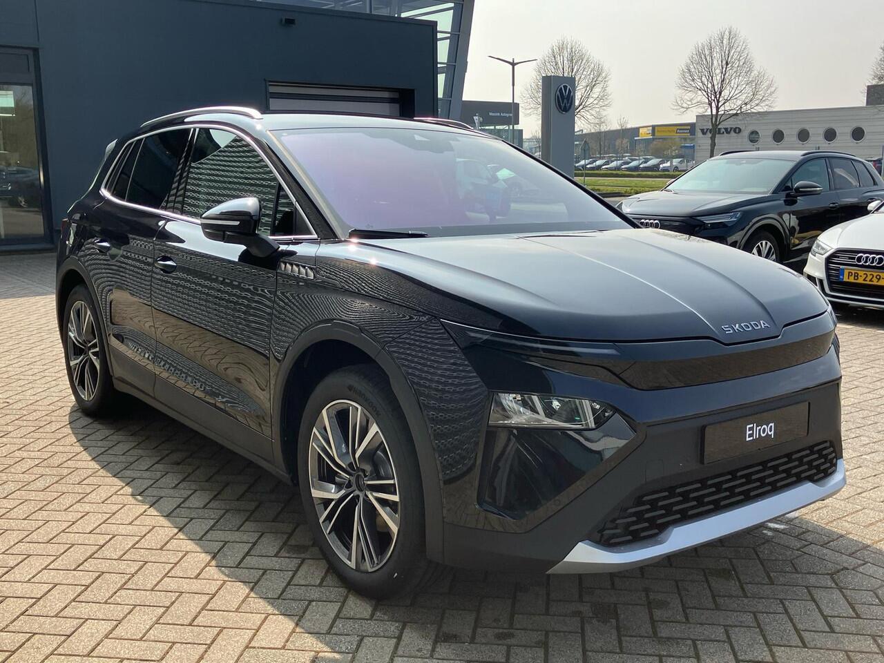 Skoda Elroq 60 Business Edition 204 PK | 20" lichtmetalen velgen | Trekhaak | Side assist | Apple Carplay & Android Auto | Adaptive cruise control |