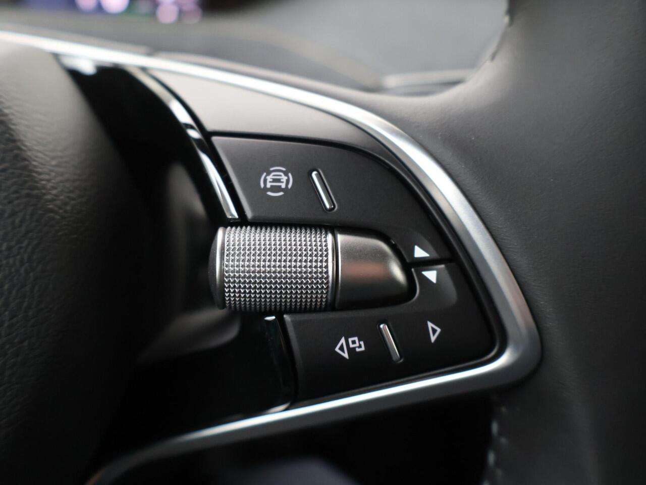 Skoda Elroq 60 Business Edition 204 PK | Trekhaak | Business Upgrade Clever | 20" lichtmetalen velgen | Navigatie |