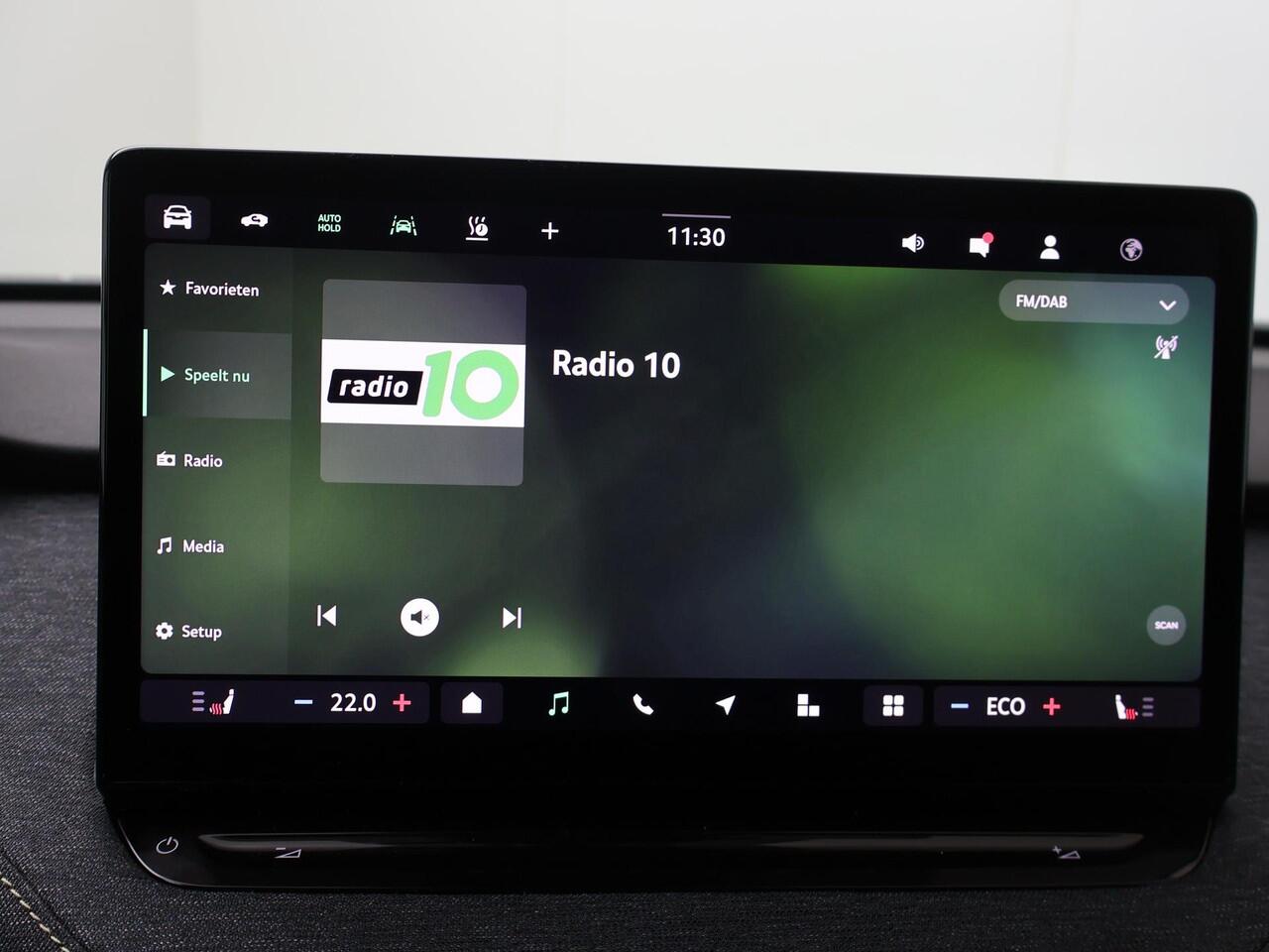 Skoda Elroq 60 Business Edition 204 PK | Trekhaak | Business Upgrade Clever | 20" lichtmetalen velgen | Navigatie |