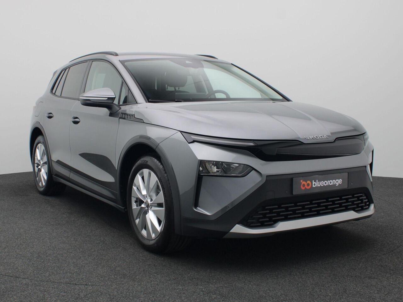 Skoda Elroq 60 Business Edition 204PK Warmtepomp, Keyless, Adaptieve Cruise Controle, Achteruitrijcamera, Side Assist, Navi, Stoel-Stuurverwarming, 19" LM Velgen