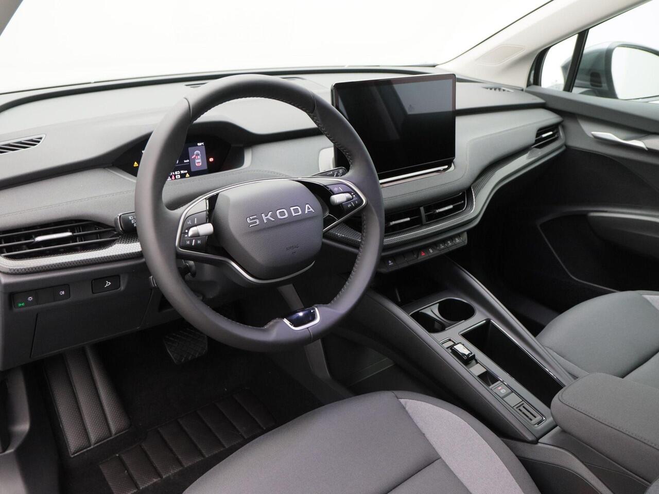 Skoda Elroq Selection 50 | 170PK | Trekhaak | Achteruitrijcamera | Cruise control | Apple carplay / Android auto