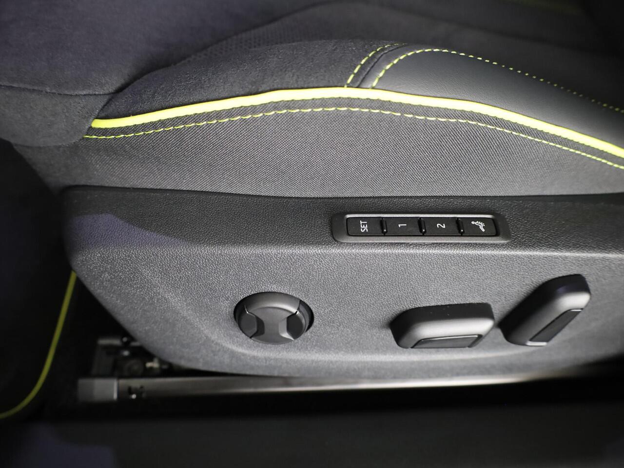 Skoda Elroq 85 RS 340 pk | Business upgrade pakket - ADVANCED | 21 inch lichtmetalen velgen