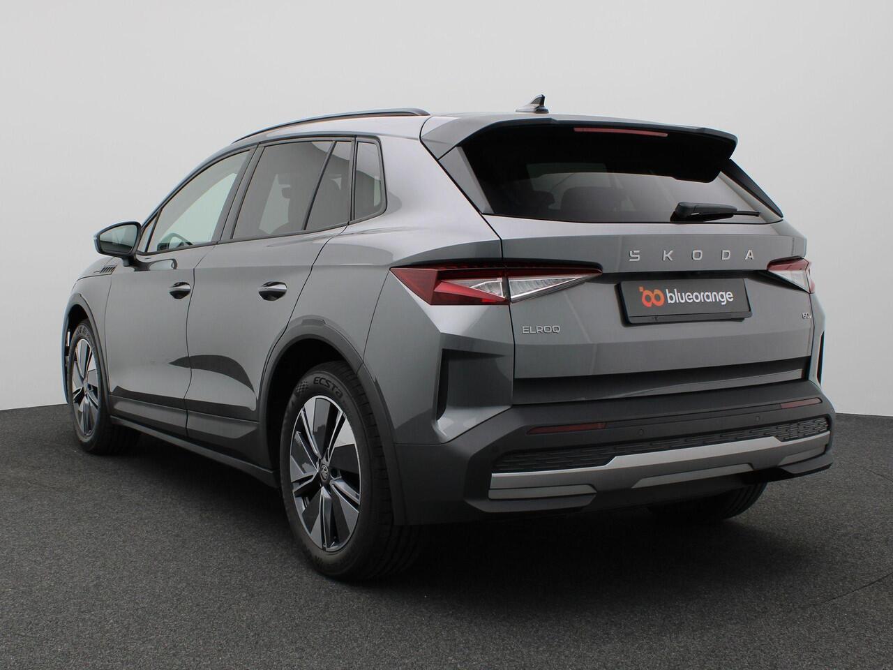 Skoda Elroq 60 Business Edition 204PK Aut. Warmtepomp, Adaptieve Cruise Controle, Side Assist, Keyless, Navi, Stoel-Stuurverwarming, 19" LM Velgen
