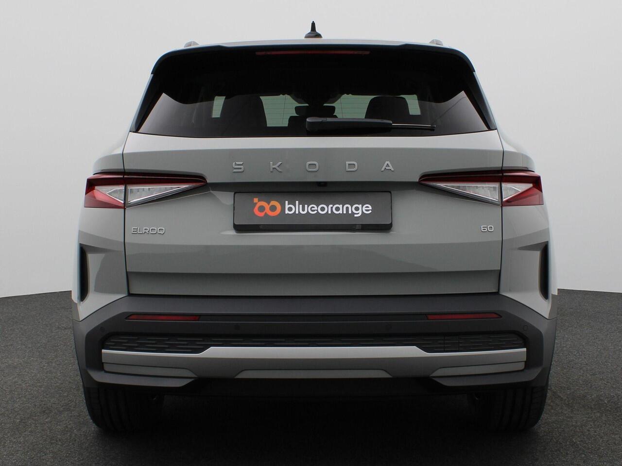 Skoda Elroq 60 Business Edition 204PK Warmtepomp, Keyless, Adaptieve Cruise Controle, Achteruitrijcamera, Side Assist, Navi, Stoel-Stuurverwarming, 19" LM Velgen