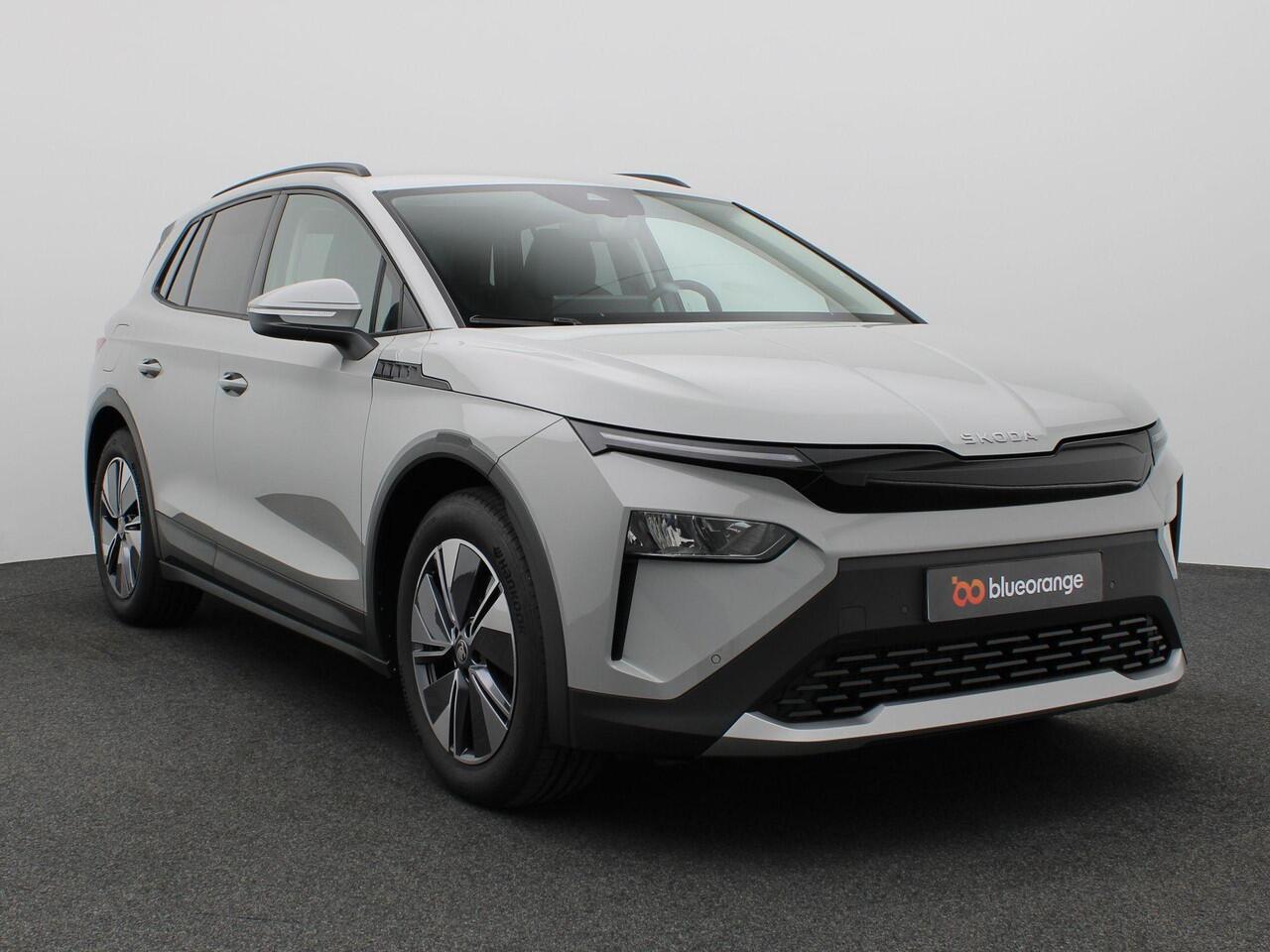 Skoda Elroq 60 Business Edition 204PK Warmtepomp, Keyless, Adaptieve Cruise Controle, Achteruitrijcamera, Side Assist, Navi, Stoel-Stuurverwarming, 19" LM Velgen