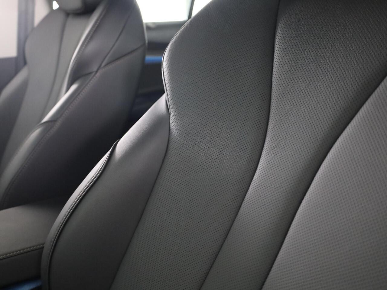 Skoda Elroq 85 Business Edition 286pk | Leder | Head Up | Elek. stoel | 21 inch | 360 camera | Adaptive Cruise | Blind Spot