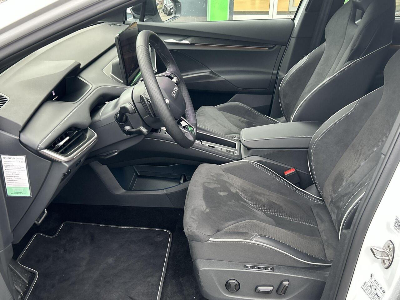 Skoda Elroq 60 Sportline Edition "RS" | Business Upgrade Advanced Pakket | Winterpakket | RS bumperpakket | 21 Inch RS wielen!