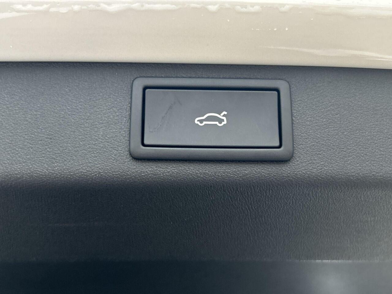 Skoda Elroq 60 Sportline Edition "RS" | Business Upgrade Advanced Pakket | Winterpakket | RS bumperpakket | 21 Inch RS wielen!