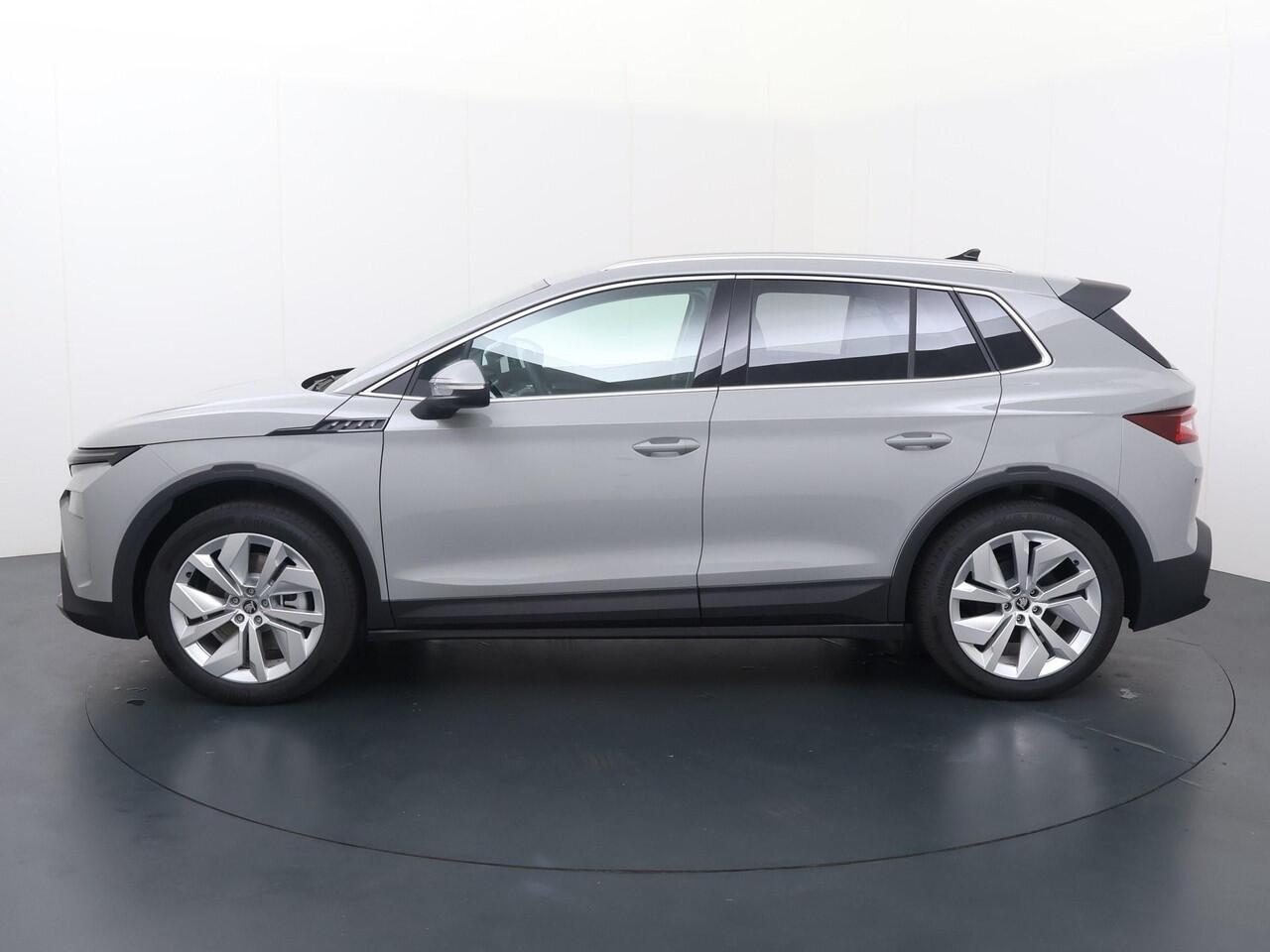 Skoda Elroq 60 Business Edition Tour 204 PK | Trekhaak | Business Upgrade Clever | 19" lichtmetalen velgen | Navigatie | ¤ 2.950 Tourvoordeel |