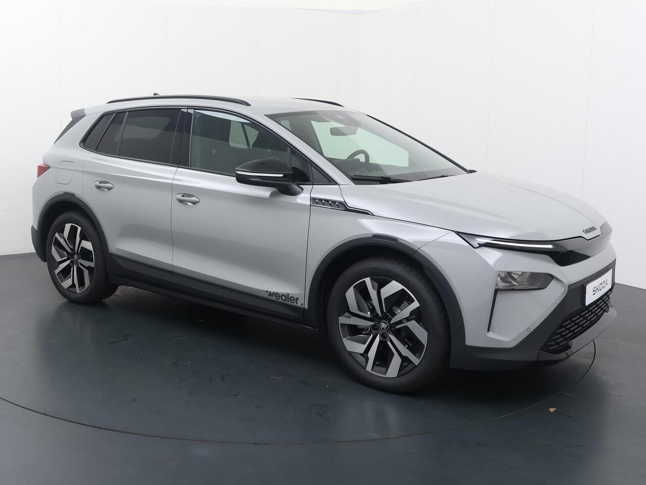 Skoda Elroq 60 Sportline 204 PK | Wegklapbare Trekhaak | 20" Lichtmetalen velgen | Side Assist | Camera |