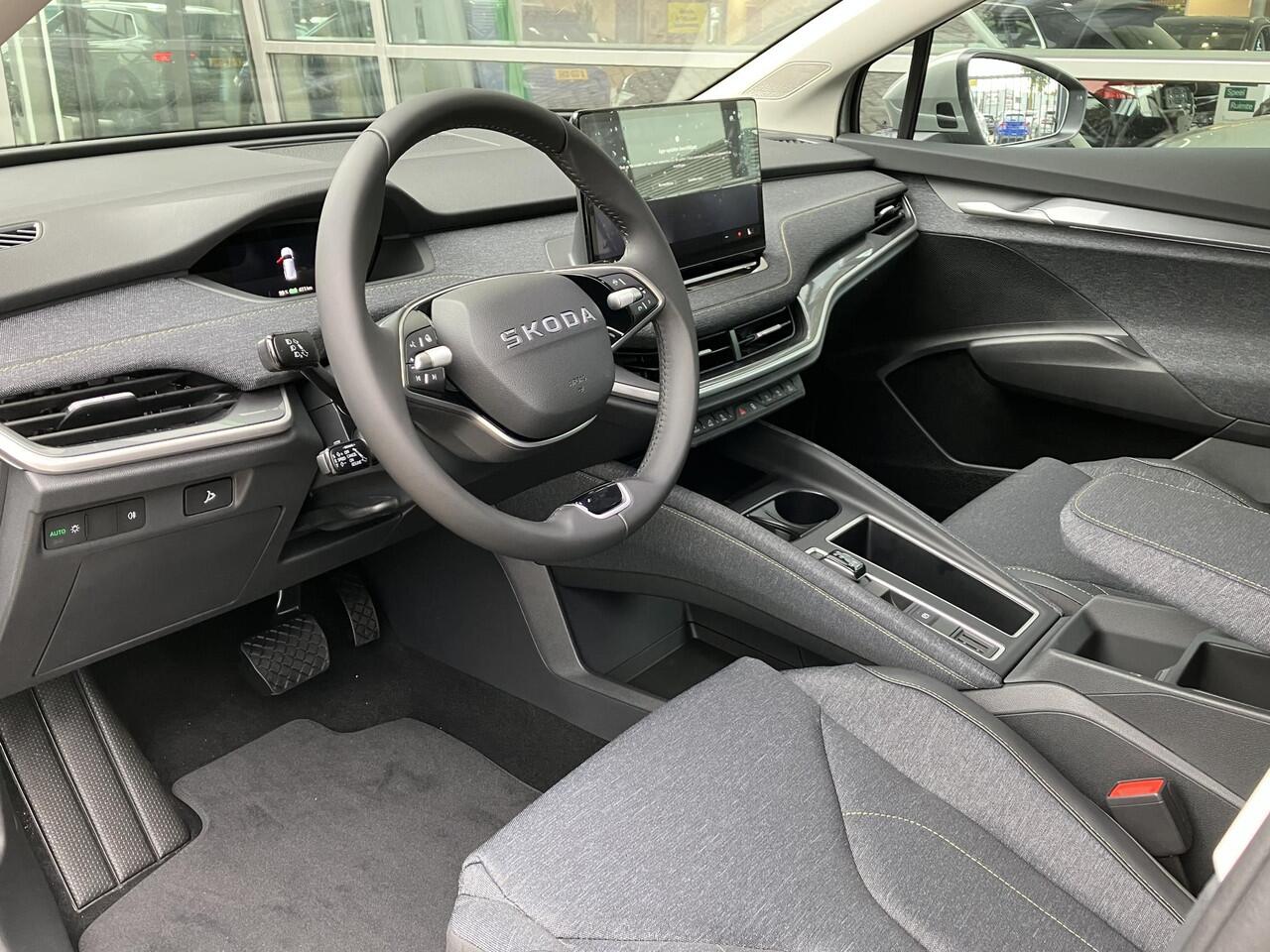Skoda Elroq 60 Business Edition 204 PK 20" Lichtmetalen velgen | Navigatie | Camera |