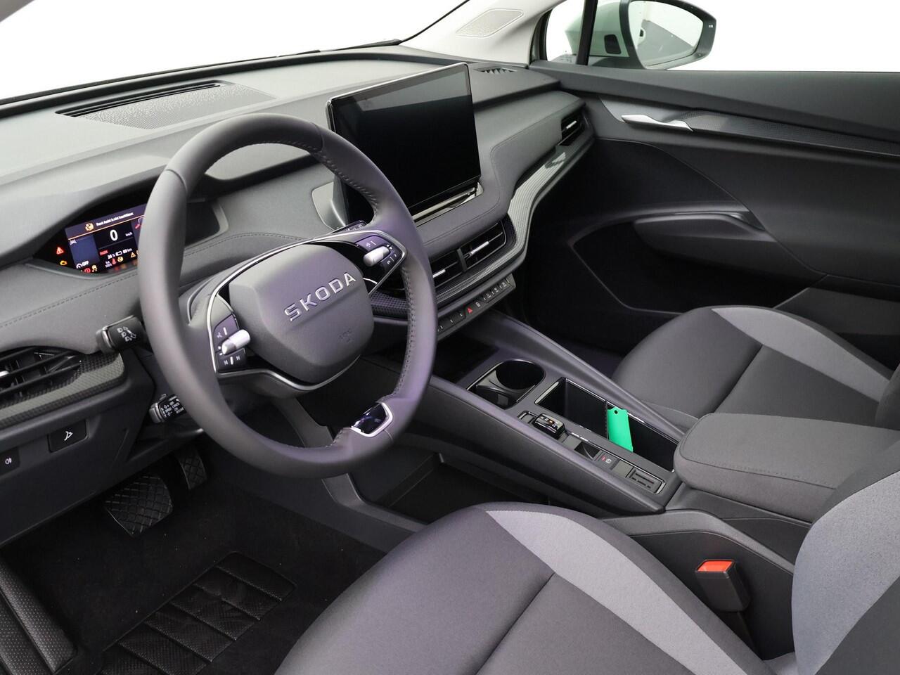 Skoda Elroq 55 Selection 170 PK | Achteruitrijcamera | Wireless Carplay & Android auto | 19" lichtmetalen velgen |