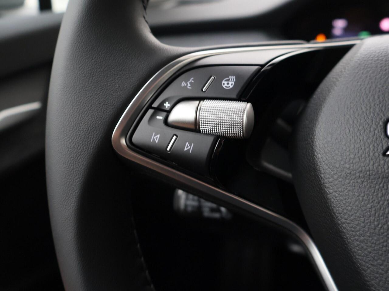 Skoda Elroq 60 Business Edition Tour 204 PK | Trekhaak | Business Upgrade Clever | 20" lichtmetalen velgen | Navigatie | ¤ 2.950 Tourvoordeel |