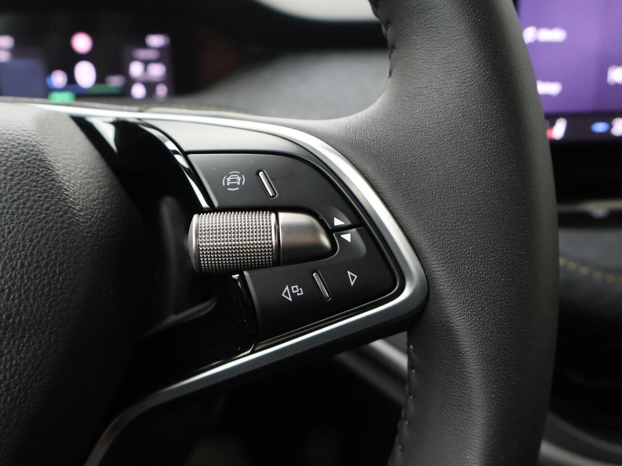 Skoda Elroq 60 Business Edition Tour 204 PK | Trekhaak | Business Upgrade Clever | 20" lichtmetalen velgen | Navigatie | ¤ 2.950 Tourvoordeel |