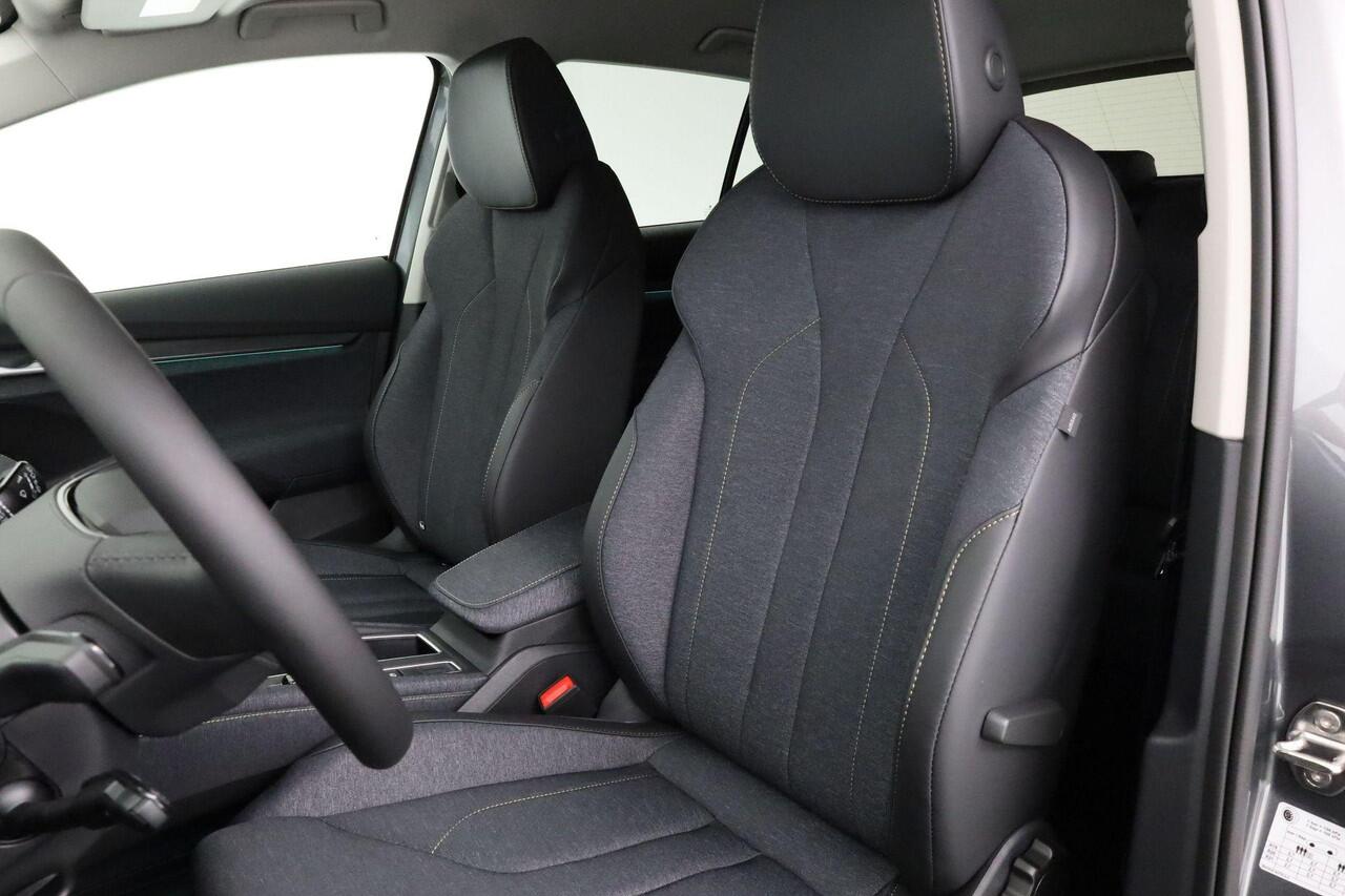 Skoda Elroq Business Edition 150 kW / 204 pk Adaptive Cruise Control | Stoelverwarming | Stuurverwarming | Navigatiesysteem | Draadloze Apple Carplay / Android Auto |