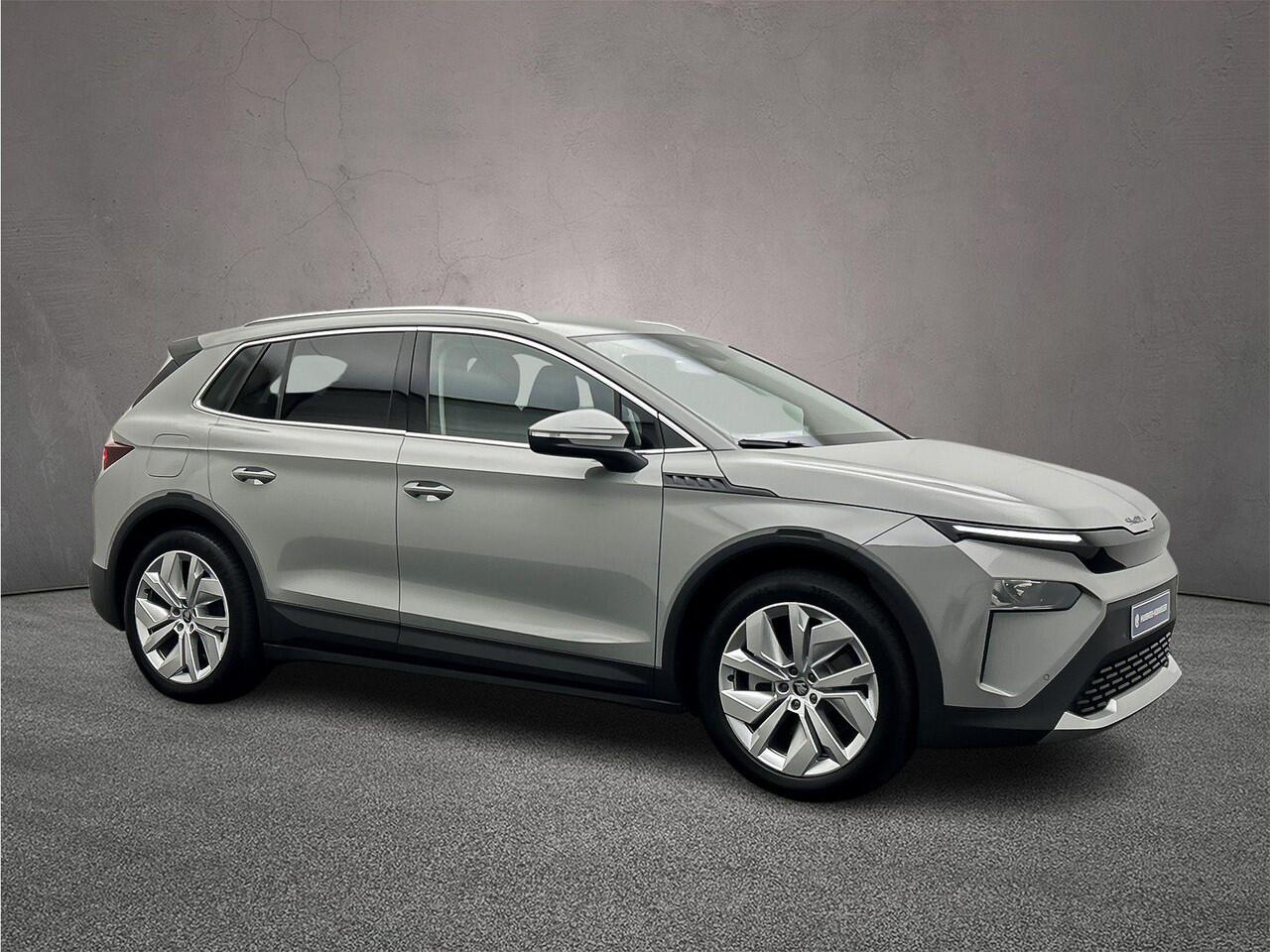 Skoda Elroq 85 Business Edition 286pk Automaat Adaptive cruise control, Achteruitrijcamera, Navigatie, Stoelverwarming, Stuurwiel verwarmd, Parkeersensoren, LED koplampen, App connect