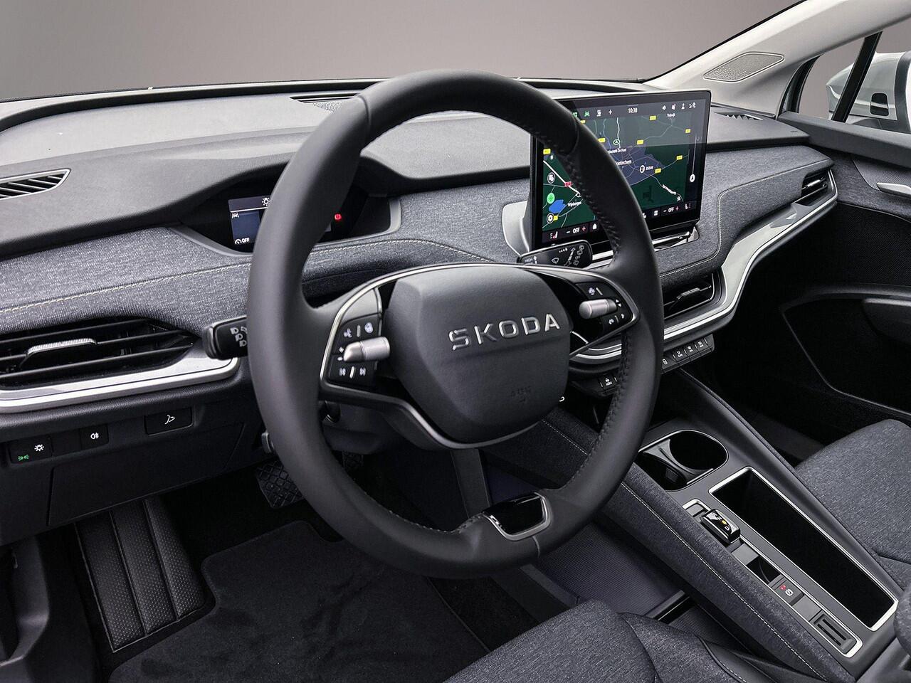 Skoda Elroq 85 Business Edition 286pk Automaat Adaptive cruise control, Achteruitrijcamera, Navigatie, Stoelverwarming, Stuurwiel verwarmd, Parkeersensoren, LED koplampen, App connect