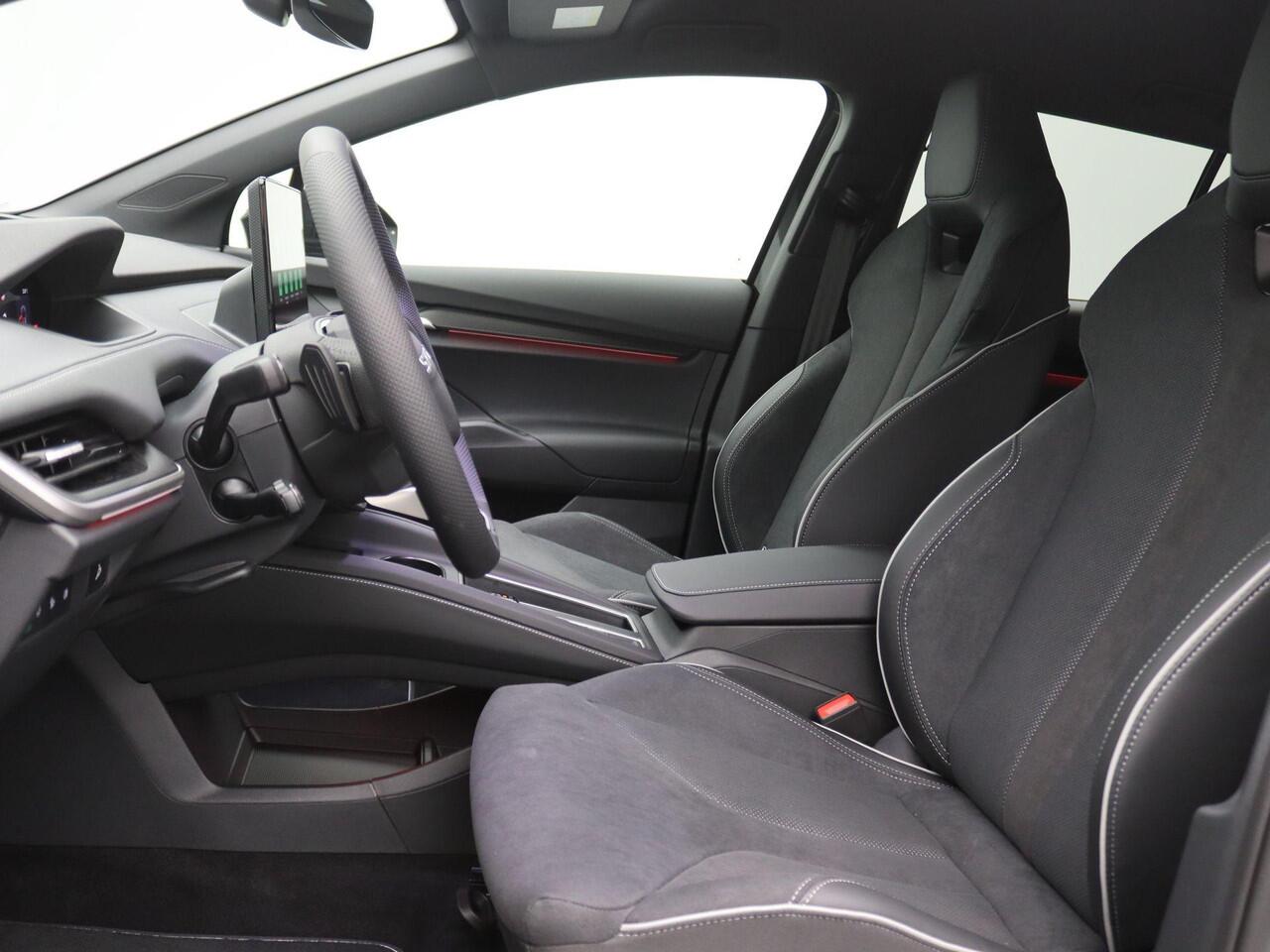 Skoda Elroq 60 Sportline Edition 204PK Aut. Adaptieve Cruise Controle, Alarm, Keyless, Matrix-LED, Virtual Pedal, Warmtepomp, Keyless, 20" LMV velgen