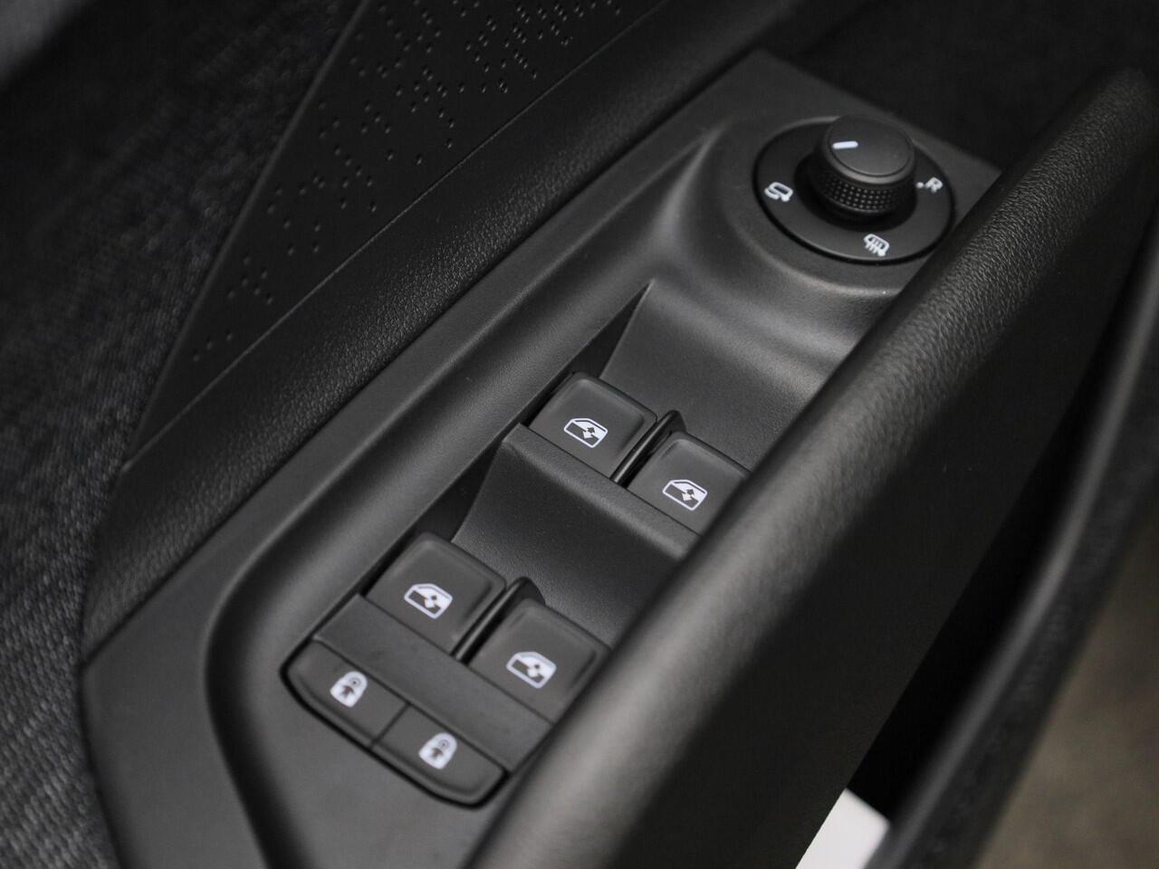 Skoda Elroq 60 Business Edition Tour | 20 inch Vega Velgen | Trekhaak, wegklapbaar | Private lease ¤439,- p/m |