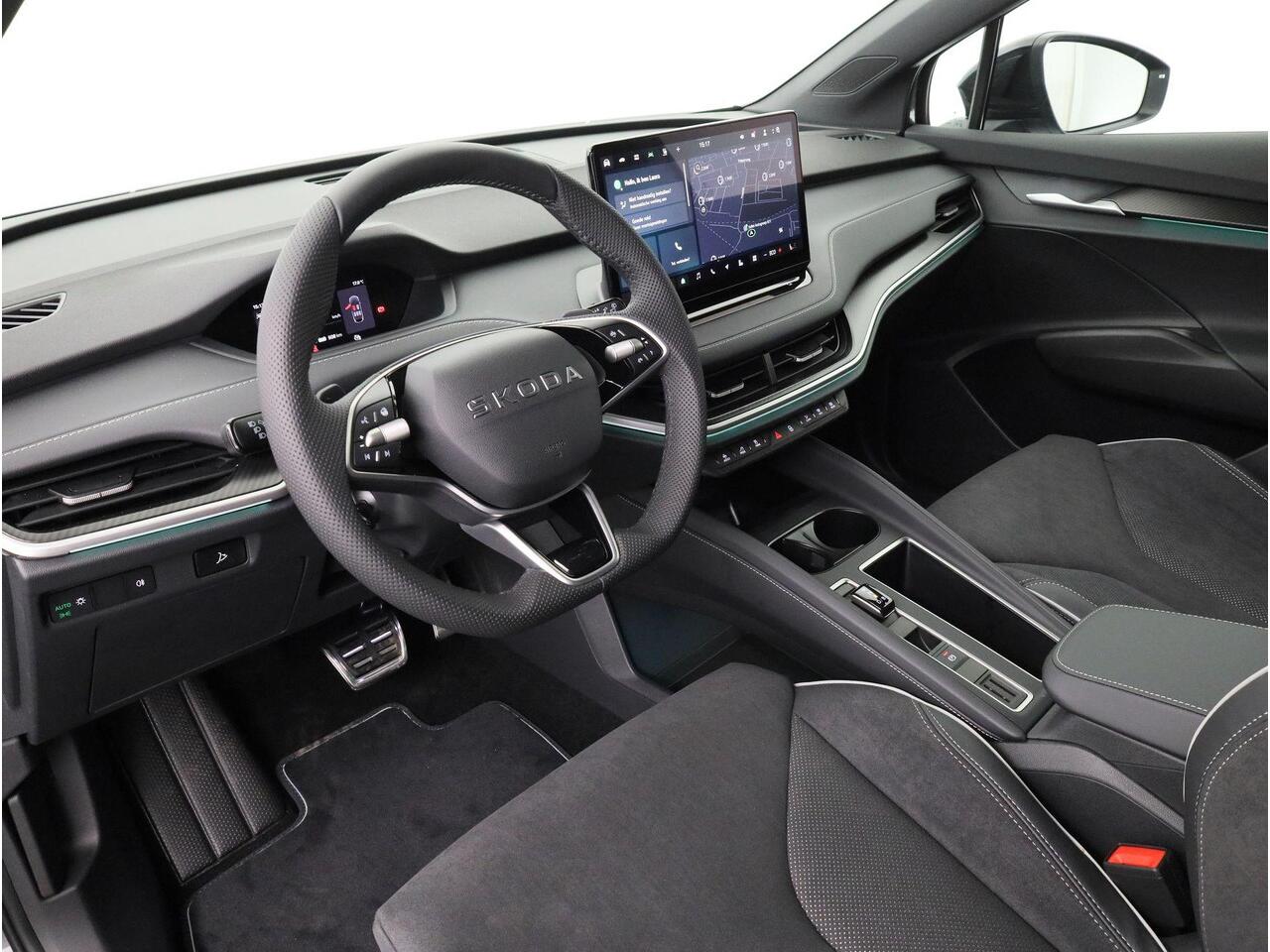 Skoda Elroq Sportline 210 kW / 286 pk | Adaptive Cruise Control | Verwarmbare sportstoelen | Verwarmbaar stuurwiel | Keyless Entry | Draadloze telefoonlader | 20 inch lichtmetalen velgen