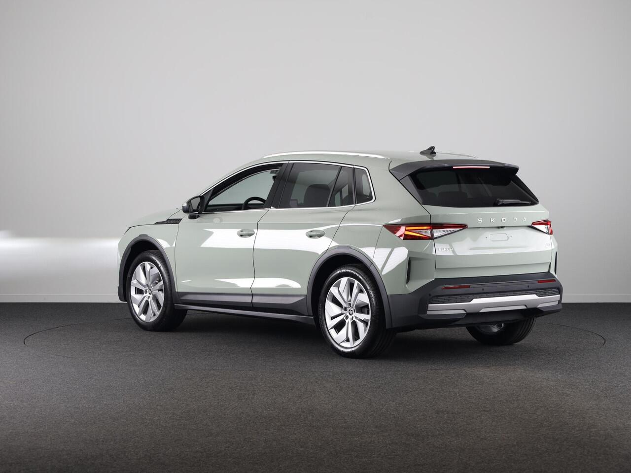 Skoda Elroq 60 Business Edition - Tour | Trekhaak | 20 inch | Adaptive Cruise Control | Navigatie | Blind Spot | Stoelverwarming |