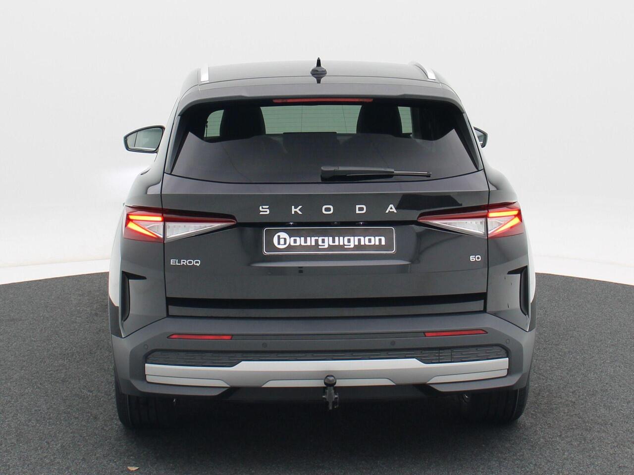 Skoda Elroq Business Edition Tour 60 | 204 PK | Trekhaak | Adaptive cruise control | Navigatie | Side Assist
