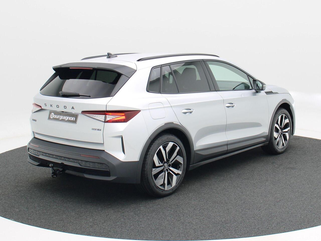 Skoda Elroq Sportline 85 | 286 PK | Trekhaak | Keyless | Stoelverwarming | Adaptive cruise control
