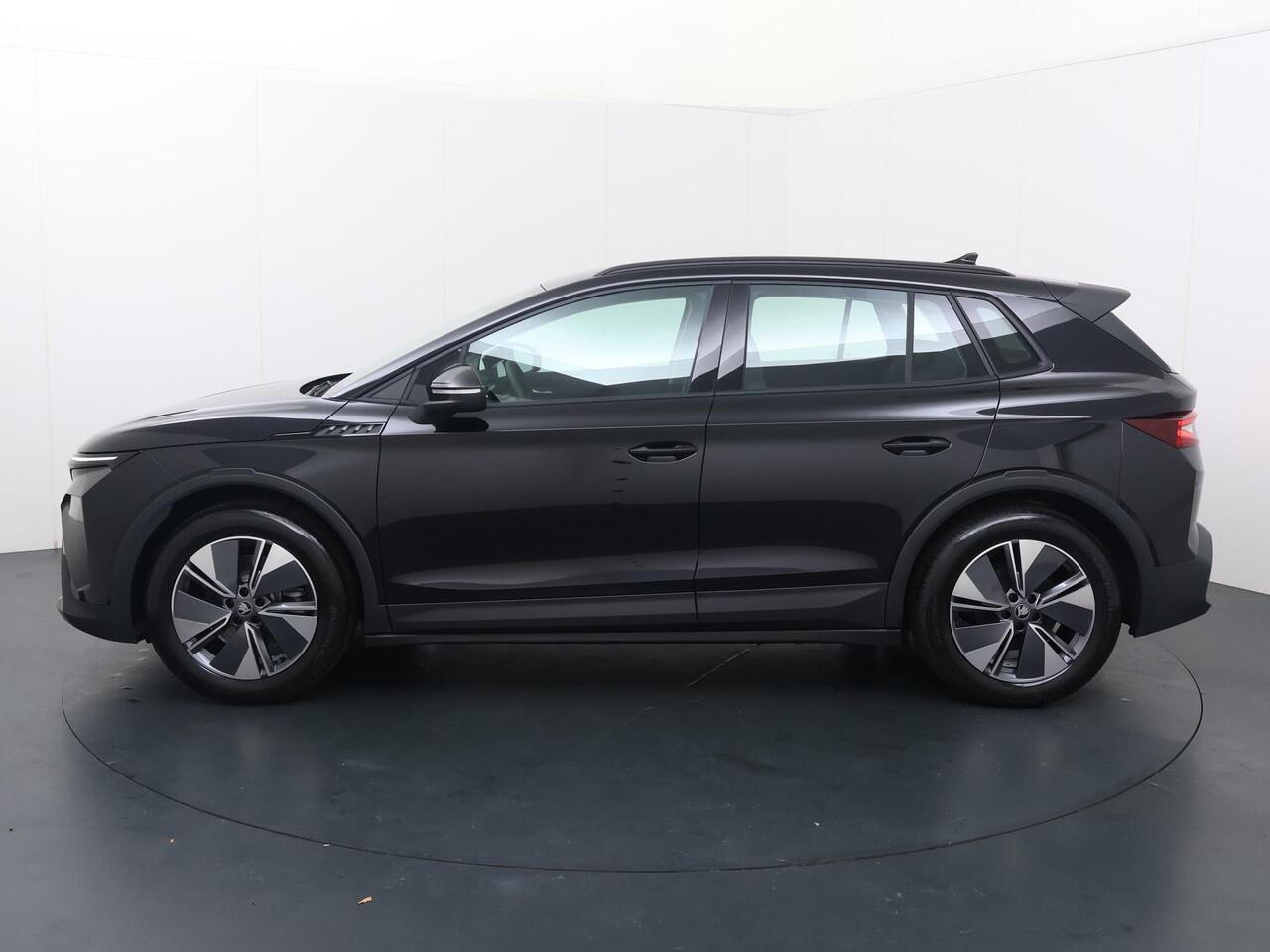Skoda Elroq 55 Selection 170 PK | Achteruitrijcamera | Wireless Carplay & Android auto | 19" lichtmetalen velgen |