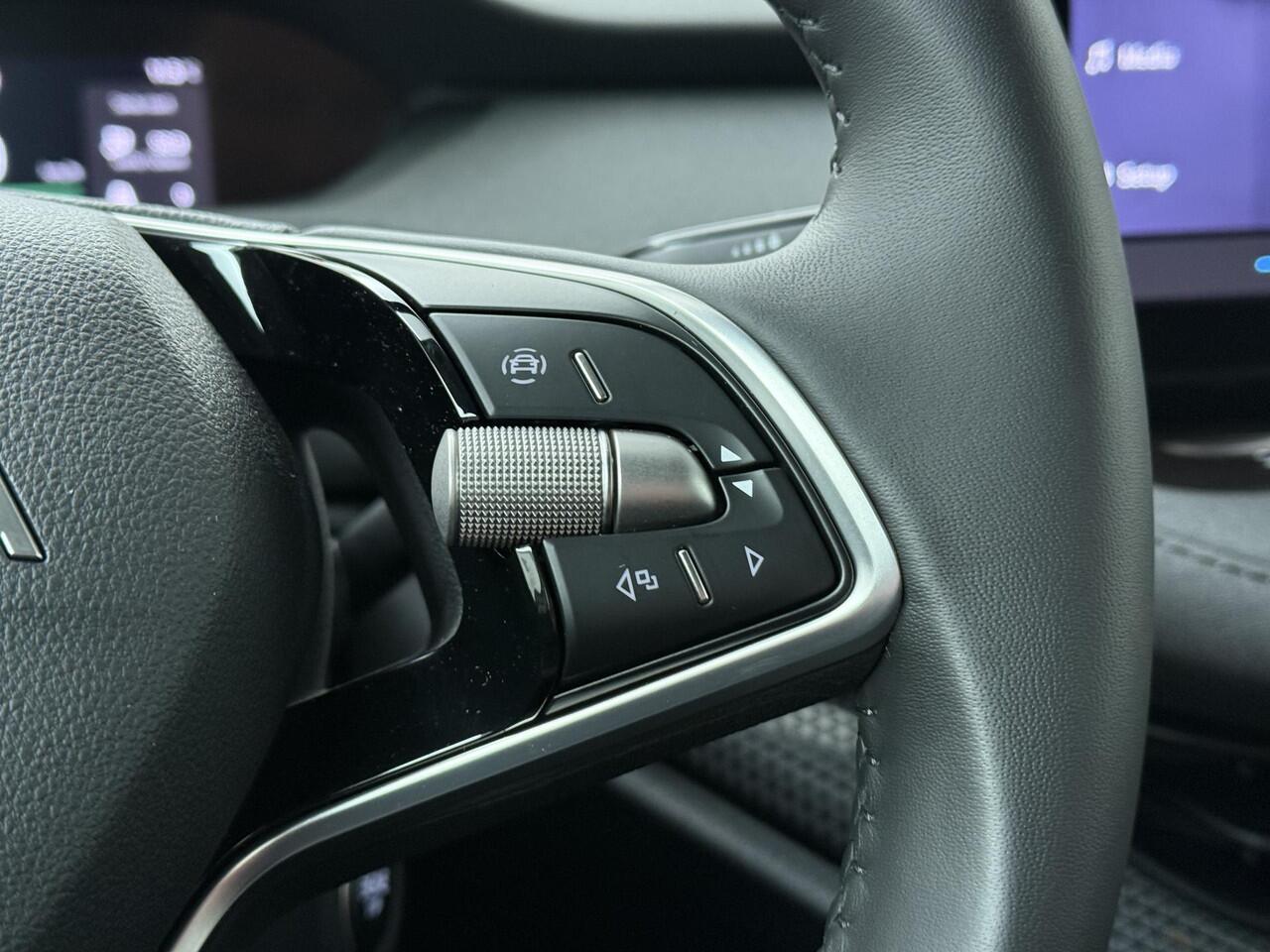 Skoda Elroq 55 Selection 170 PK | Achteruitrijcamera | Wireless Carplay & Android auto | 19" lichtmetalen velgen |