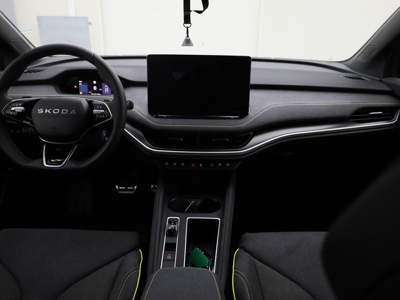 Skoda Elroq RS 340PK 4x4 Elektrische aandrijving | 20" inch velgen Draconis | ¤3000,- euro inruilpremie