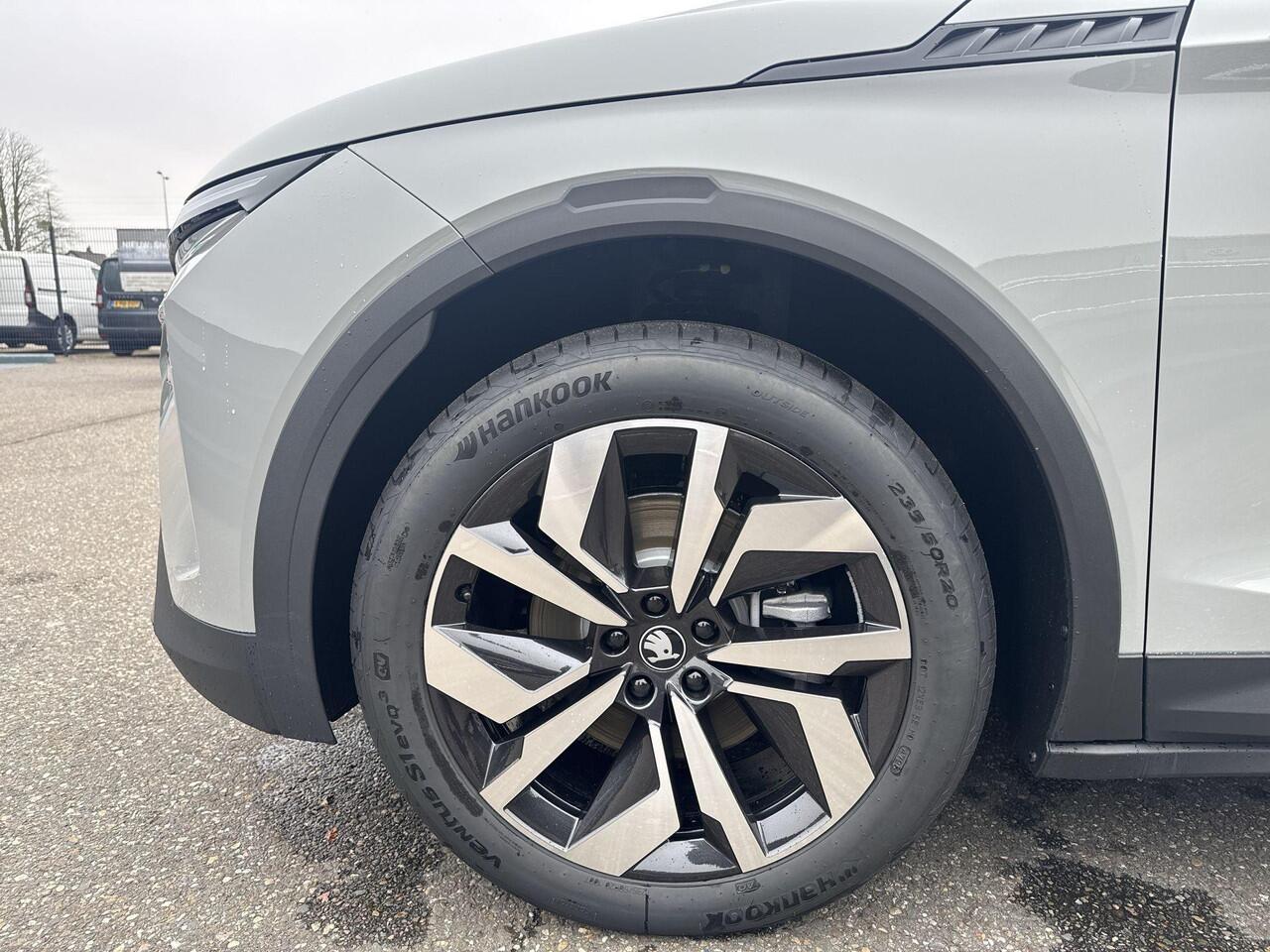 Skoda Elroq 60 Sportline | Steel Grey | 20 inch Vega Velgen | Private lease v.a. ¤481,- p/m | ¤3000,- inruilpremie