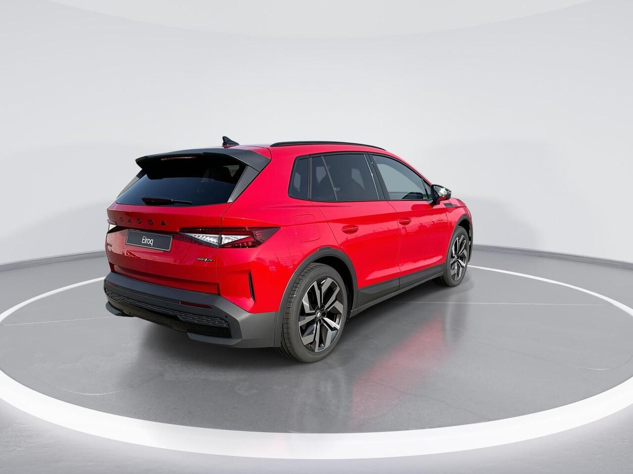 Skoda Elroq 85 Sportline Elektrische aandrijving | Business Upgrade Plus Pakket | Trekhaak wegklapbaar | Light band | ¤3000,- inruilpremie