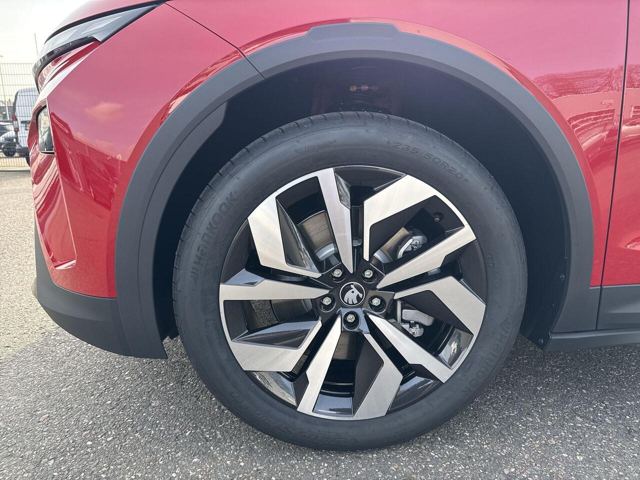 Skoda Elroq 85 Sportline Elektrische aandrijving | Business Upgrade Plus Pakket | Trekhaak wegklapbaar | Light band | ¤3000,- inruilpremie