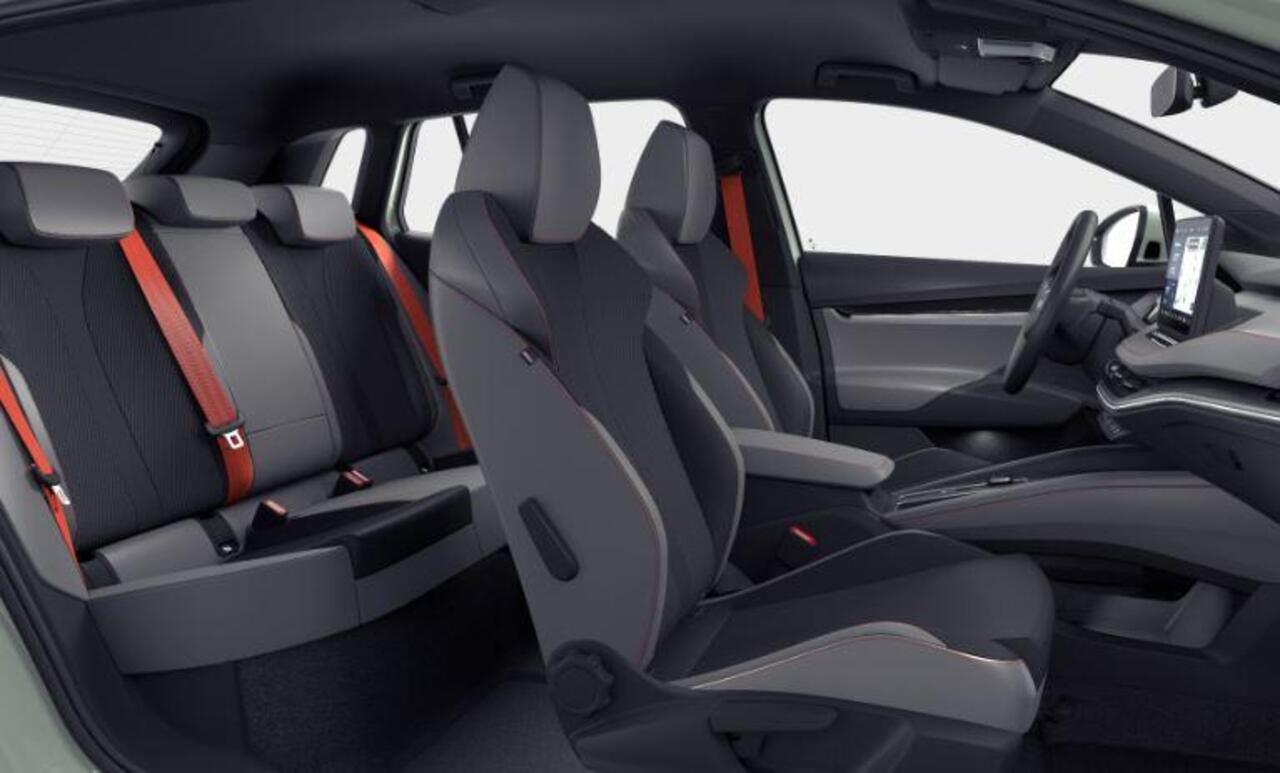 Skoda Elroq 85 Business Edition | 21'' inch Velgen Supernova | Trekhaak wegklapbaar | Winter pakket | Business Upgrade - Plus | Timiano Green | ¤3000,- euro inruilpremie