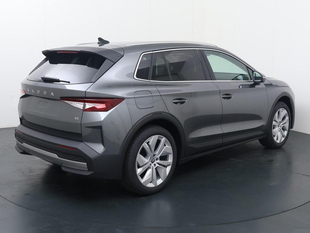 Skoda Elroq Business Edition 286 PK | Trekhaak | 20" Lichtmetalen velgen | Verlichte grille |