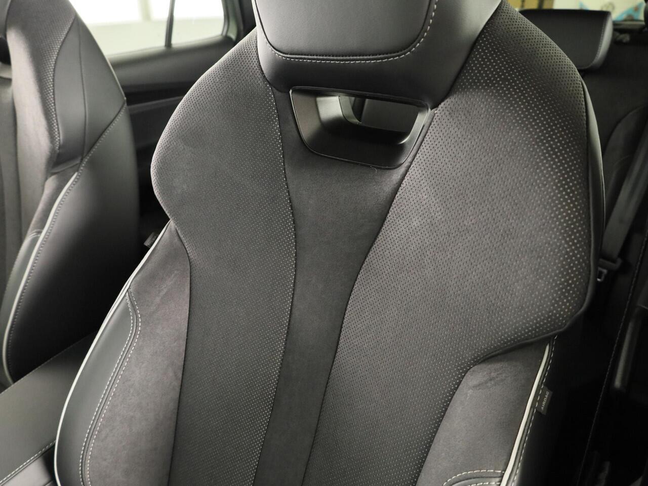 Skoda Elroq 60 Sportline 204pk | Binnen twee weken rijden! |