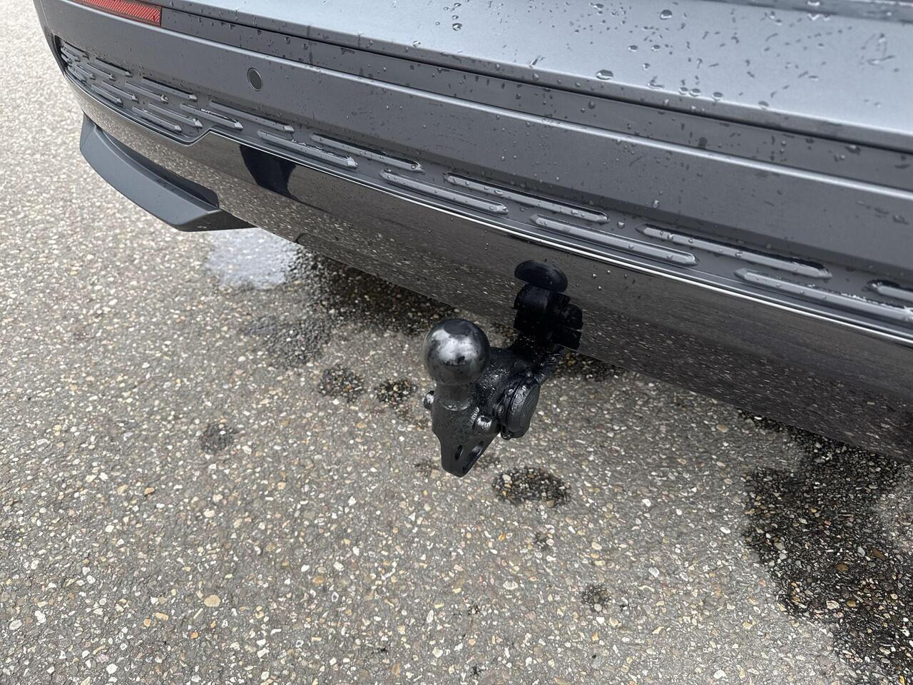 Skoda Elroq Sportline Elektromotor 210 kW / 286 PK SUV Elektri sch | Black Magic | Trekhaak wegklapbaar | 3000,- inruilbonus