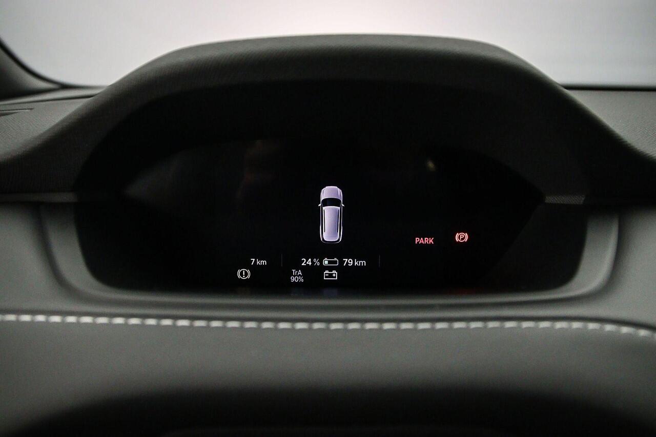 Skoda Elroq 85 Sportline 286pk Automaat Trekhaak, Adaptive cruise control, Elektrische achterklep, Achteruitrijcamera, LED matrix koplampen, Stuurwiel verwarmd