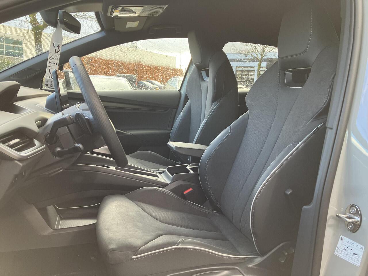 Skoda Elroq 85 Sportline 286 PK | Trekhaak | Led Matrix | Elektrische achterklep | Verlichte Grille |