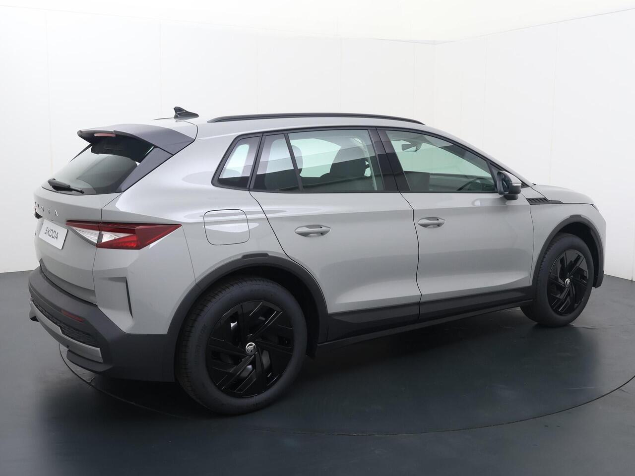 Skoda Elroq 50 Limited 170 PK | 4.000 Inruilpremie | Achteruitrijcamera | Wireless Carplay & Android auto | Trekhaak |