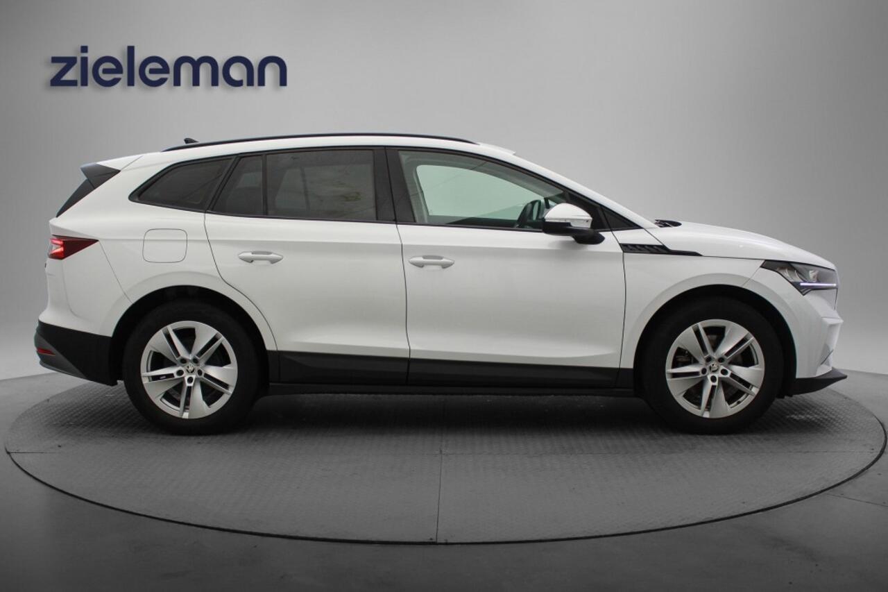 Skoda Enyaq IV 60 - Carplay, Half Leer, Camera, Navi, Stoelverwaming, Cruise