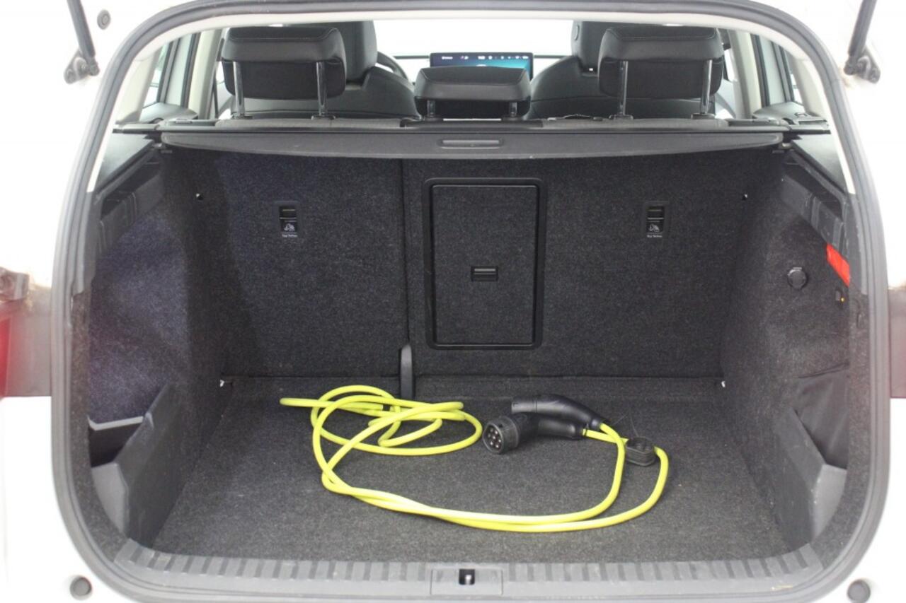 Skoda Enyaq IV 60 - Carplay, Half Leer, Camera, Navi, Stoelverwaming, Cruise